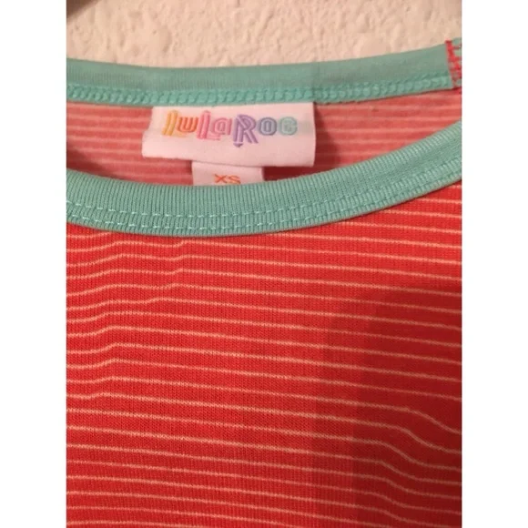 LuLaRoe Disney Minnie Mouse Randy top nwt - Picture 3 of 5